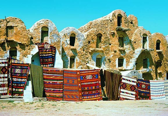 Felshäuser, Tunesien