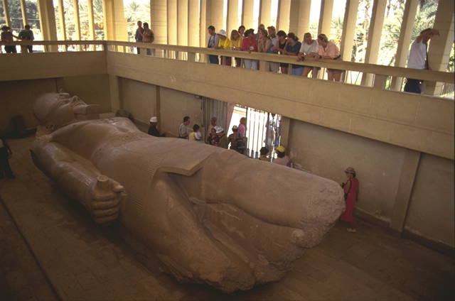 Statue von Ramses II. - Memphis