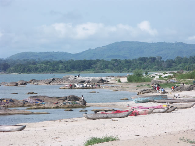 Chintheche Beach