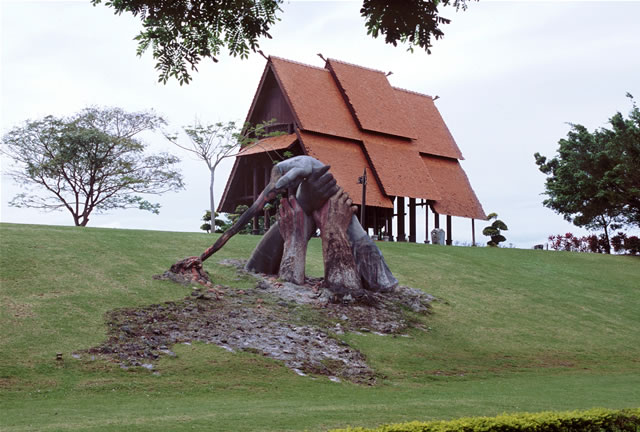 Taman Lagenda - Langkawi Island, Malaysia