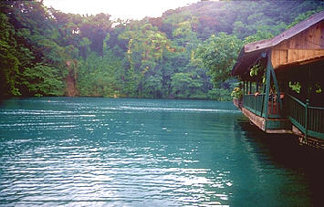 Bei der blauen Lagune - Blue hole, Jamaika